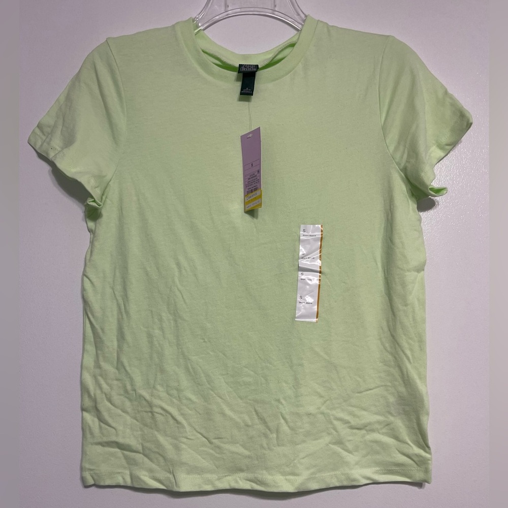 126:  Wild Fable Light Lime Green Tee - Small